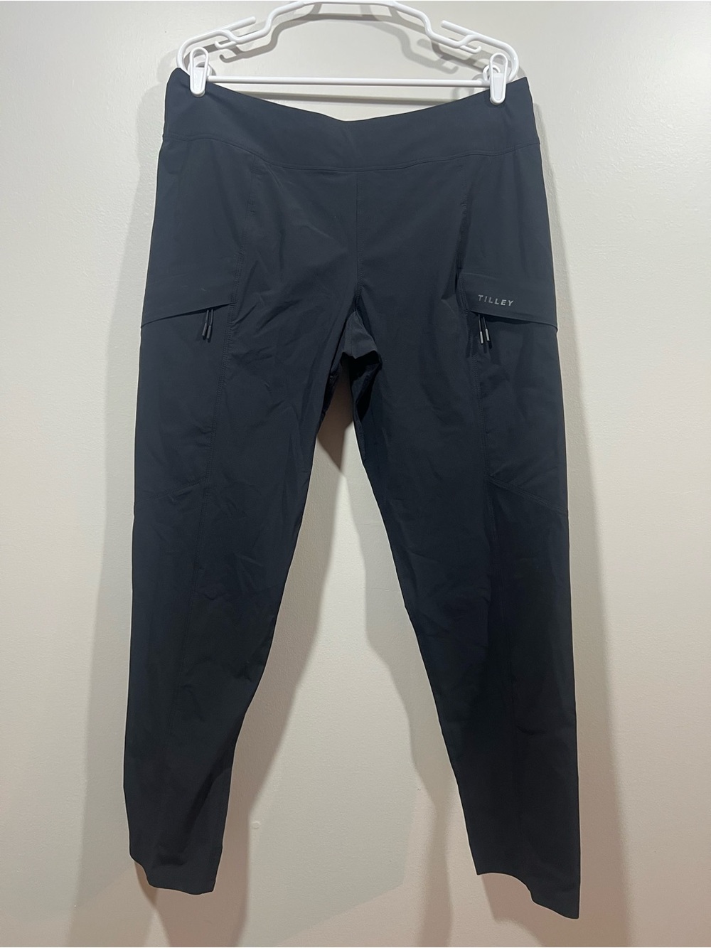 Tilley Women's Black Hiking Nylon Blend Slim Fit Pants Size Large